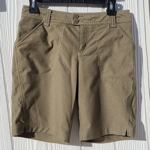 Columbia Women's Hiking Short - Size 4 - Khaki